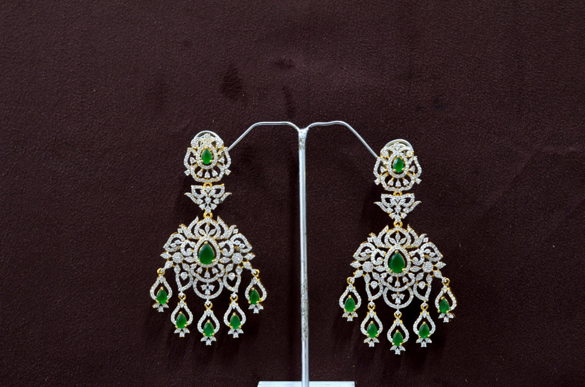 Earring Eartops 213 DIAMOND EMERALD