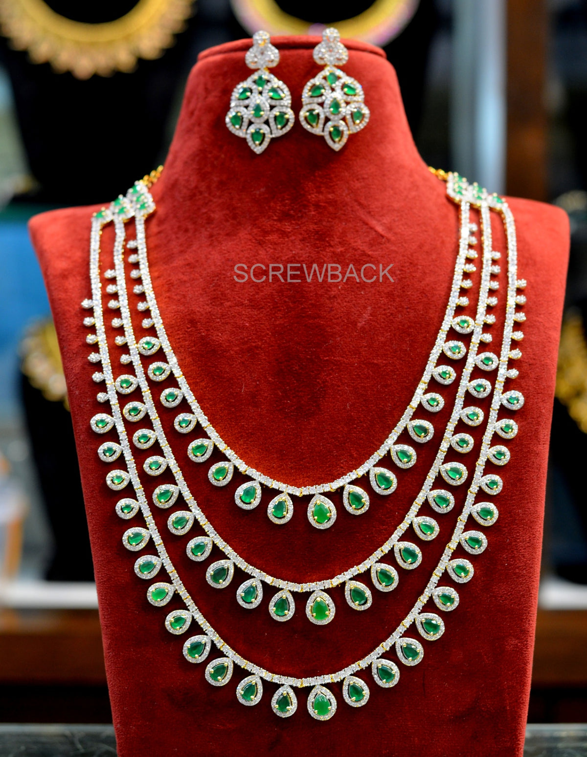 NECKLACE necklace 650 DIAMOND EMERALD