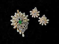 PENDANT SET CHAINS pendant set 171 DIAMOND EMERALD