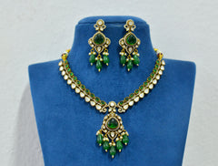NECKLACE GJ NECKLACE 431 VICKTORIAN  EMERALD