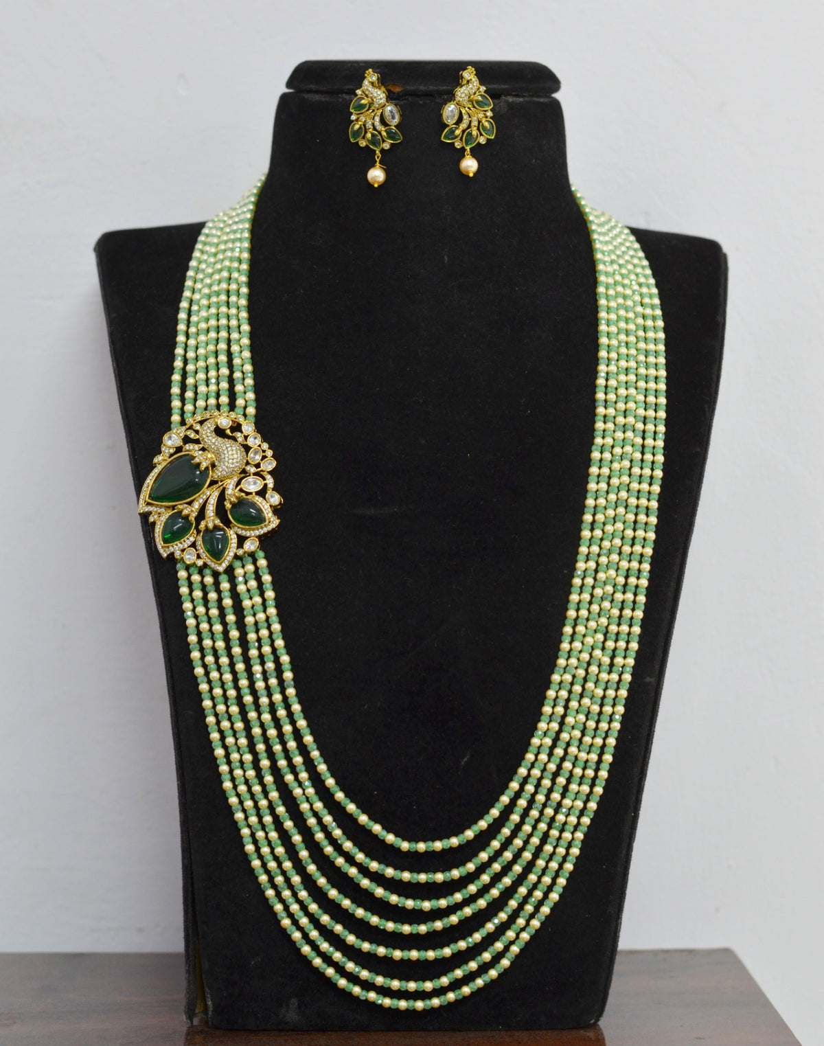 BEADS MALA AND CHAINS Beads mala 004 EMERALD 22-24