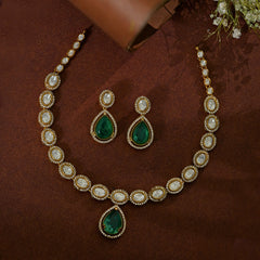 NECKLACE Necklace 824 MOISSANITE EMERALD