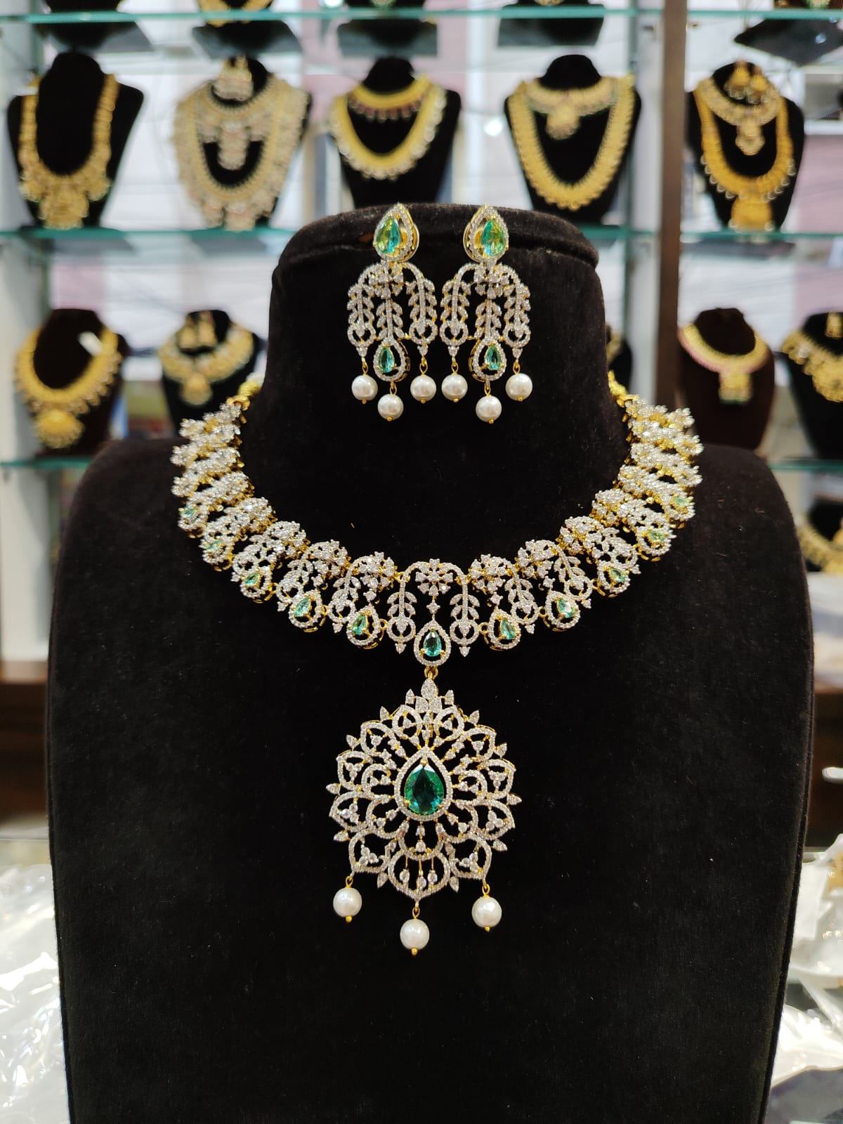 NECKLACE necklace 172 DIAMOND MINT GREEN