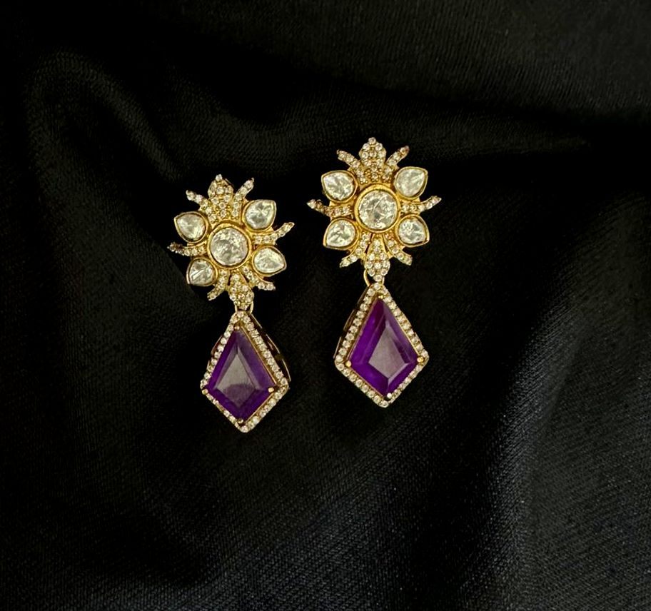 Earring Eartops 223 MOZONITE EMETHYST PURPLE