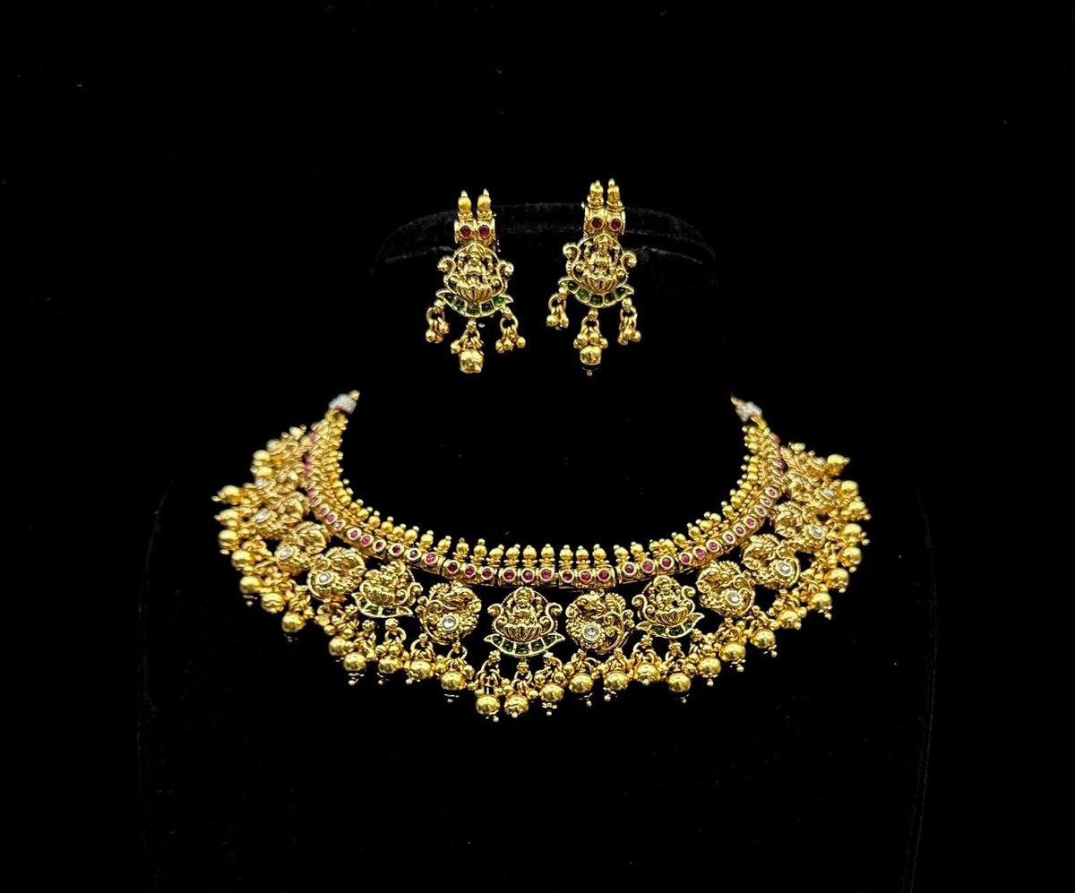 GUTTAPUSAL guttapusalu 025 GOLDEN SHORT