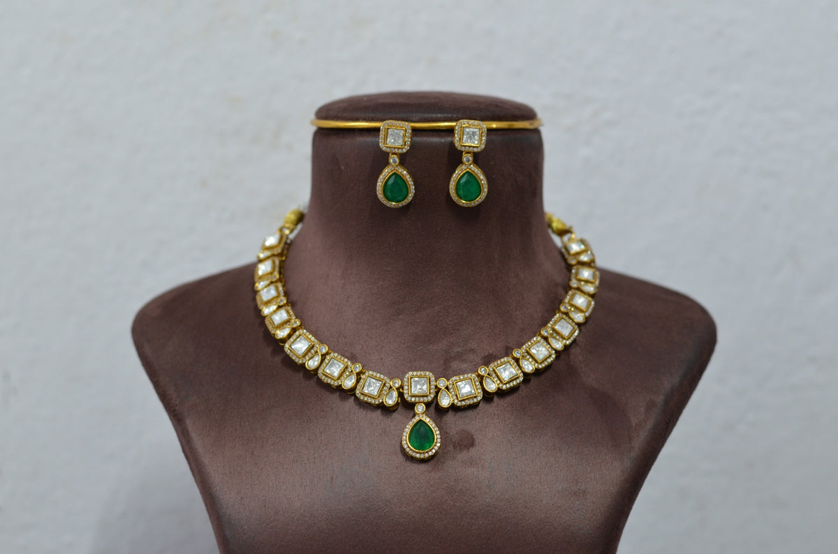 NECKLACE Necklace 666 MOZONITE EMERALD