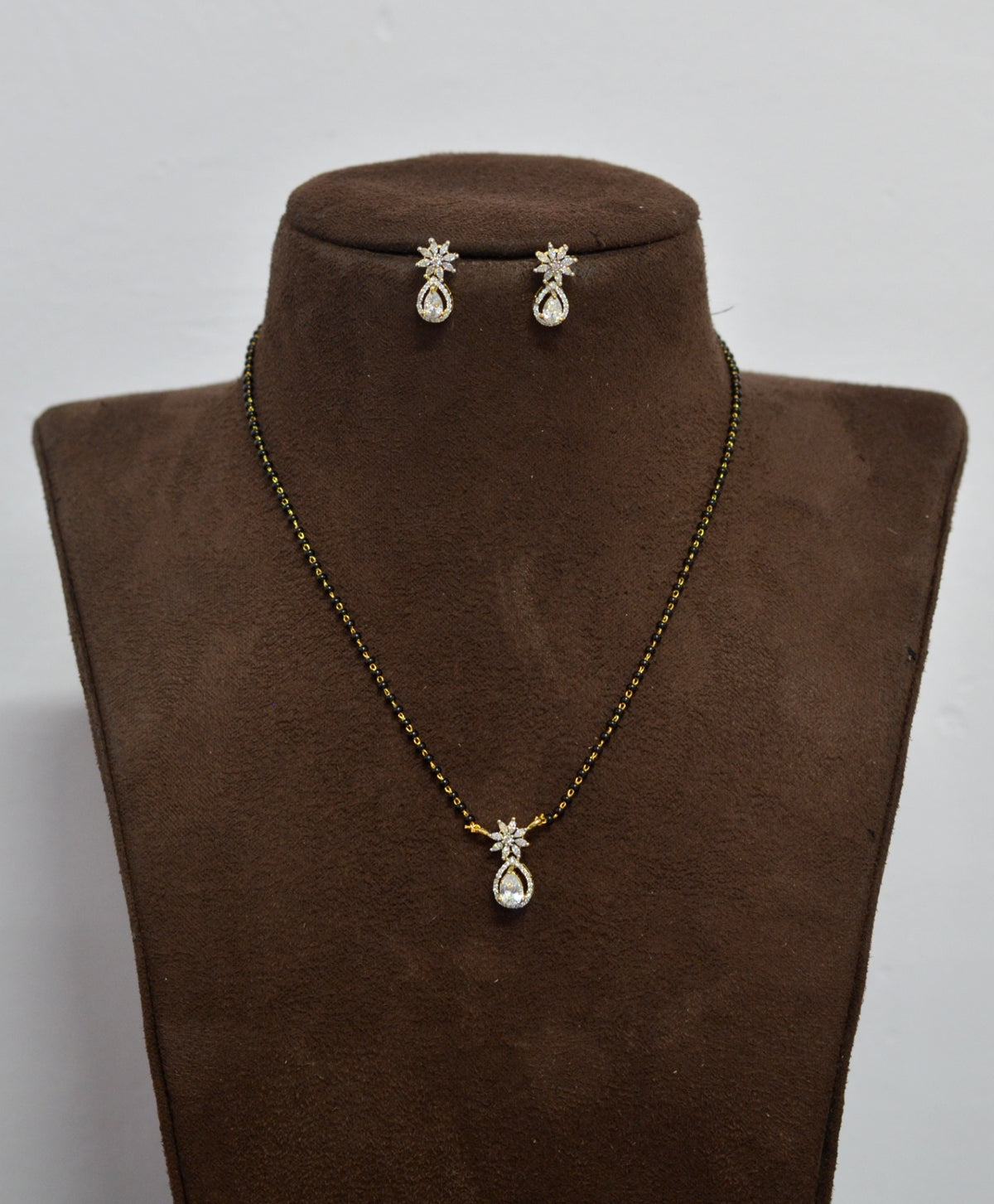 MANGALSUTRA Mangalsutra 054 DIAMOND DUAL PLATING DIAMOND LOOK
