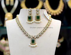 NECKLACE necklace 706 Mozonite With Victorian Polish EMERALD