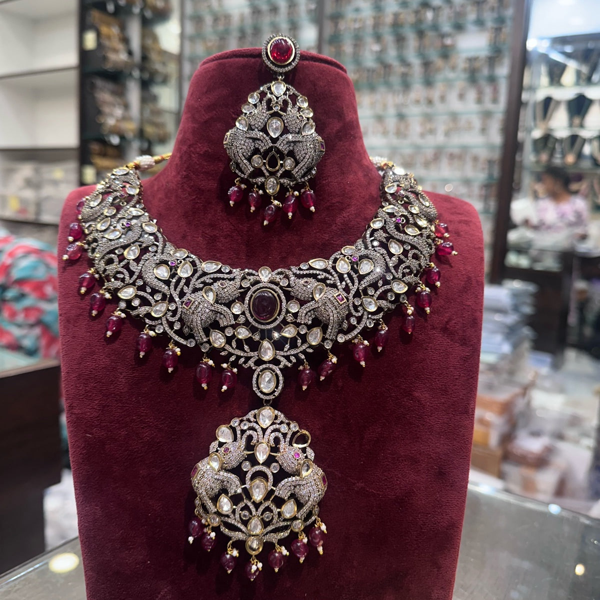 NECKLACE Nk114 VICKTORIAN  RUBY