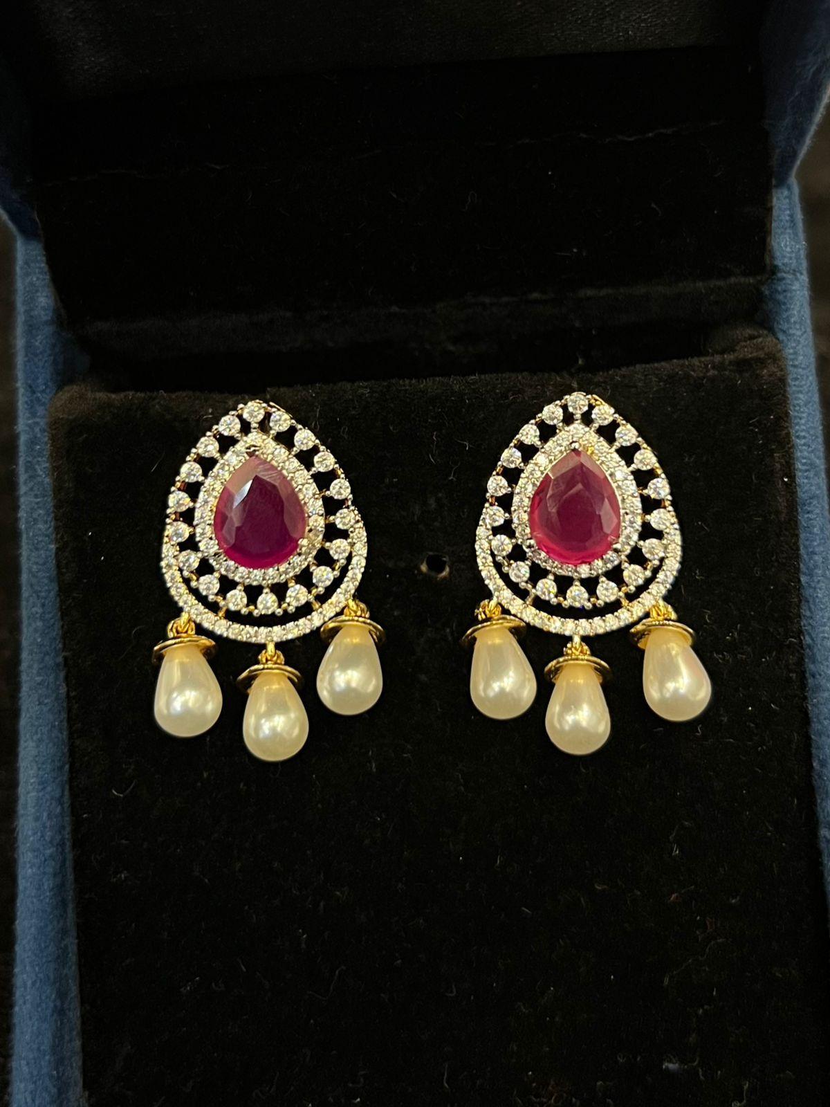 Earring earrings 117 DIAMOND RUBY