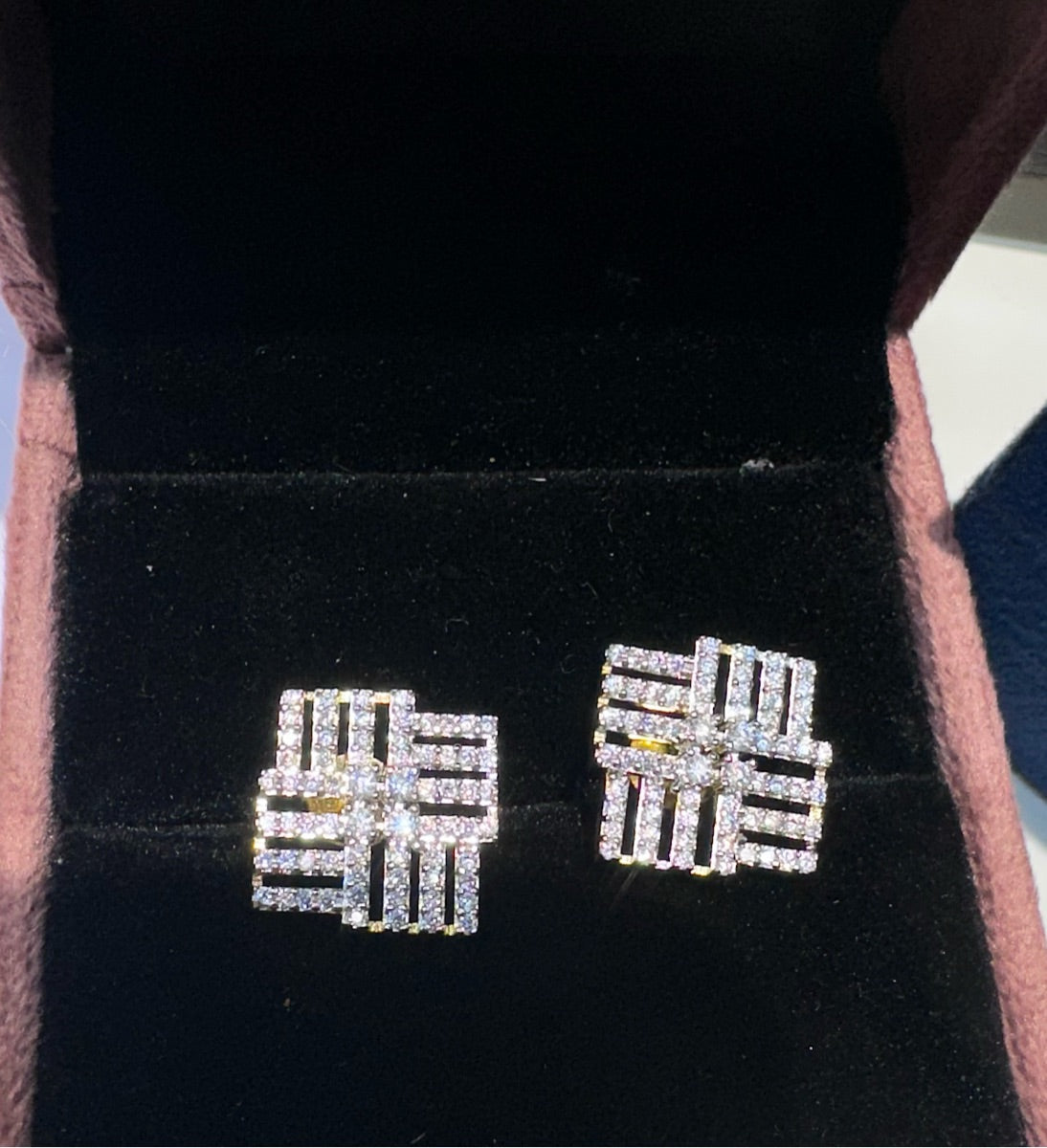 Earring ER088 DIAMOND  WHITE