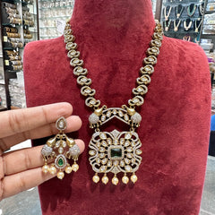 NECKLACE Nk209 VICKTORIAN  EMERALD