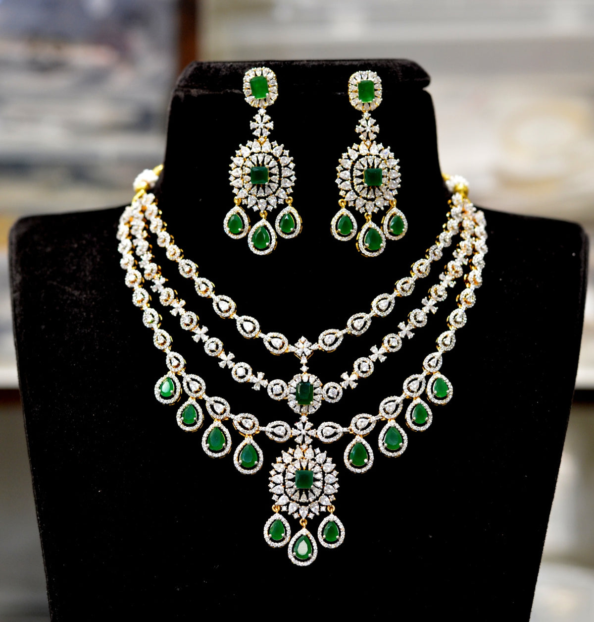 NECKLACE necklace 156 DIAMOND EMERALD
