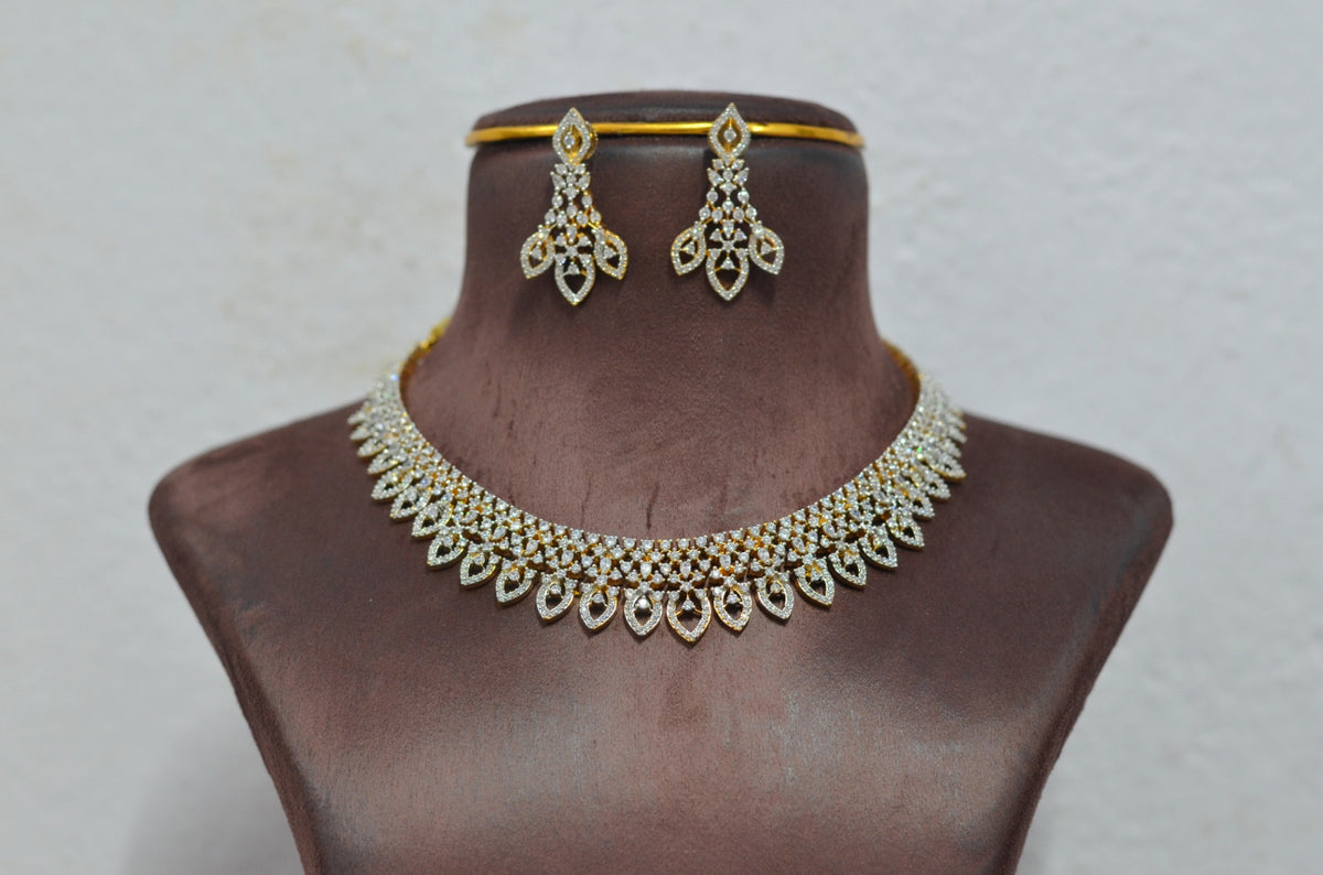 NECKLACE GJ NECKLACE 427 DIAMOND  WHITE