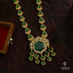 NECKLACE Necklace 030 MOZONITE EMERALD