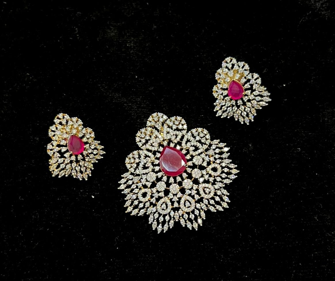 PENDANT SET CHAINS Pendant 160 DIAMOND RUBY