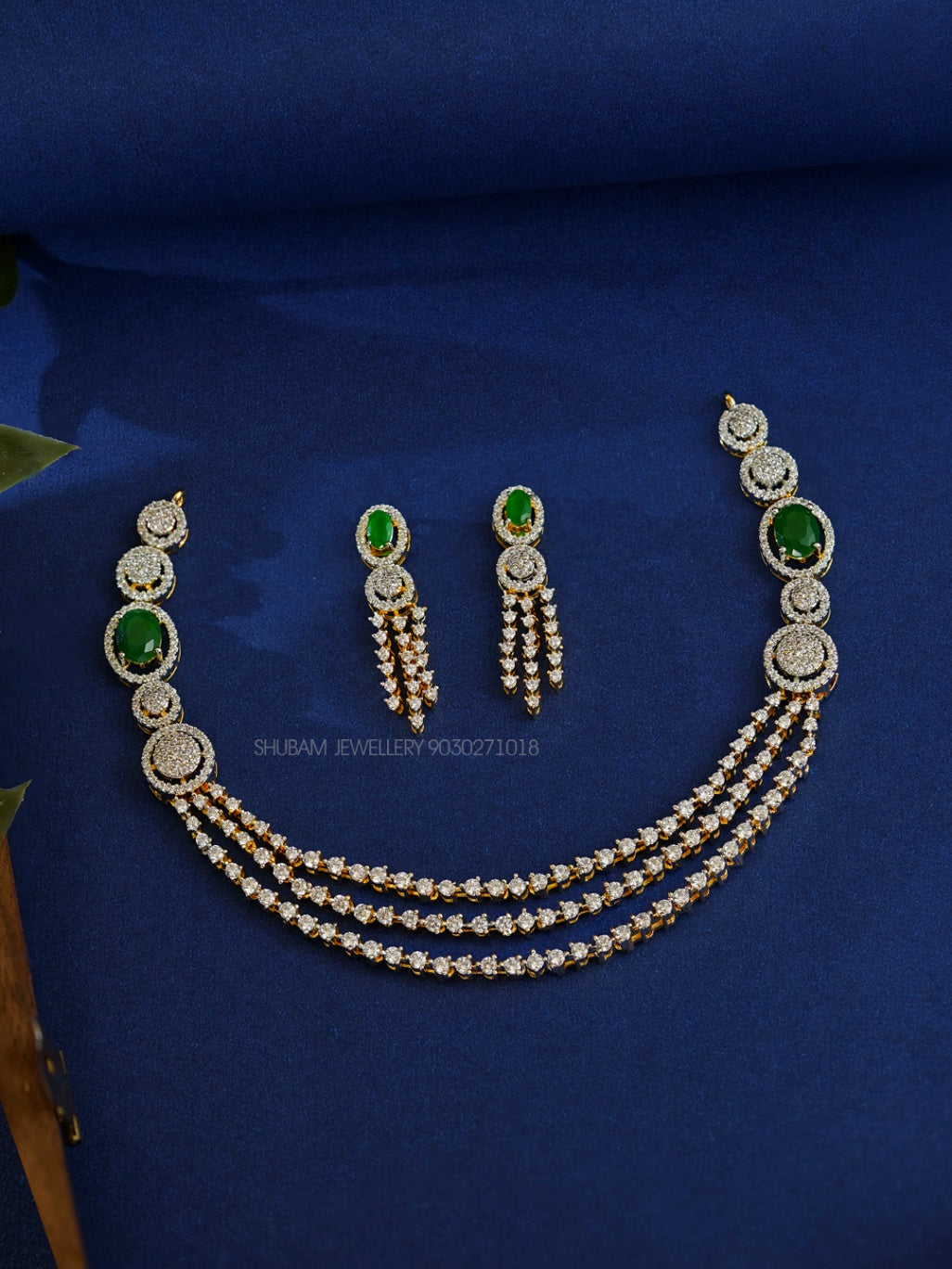 NECKLACE Necklace 732 DIAMOND EMERALD