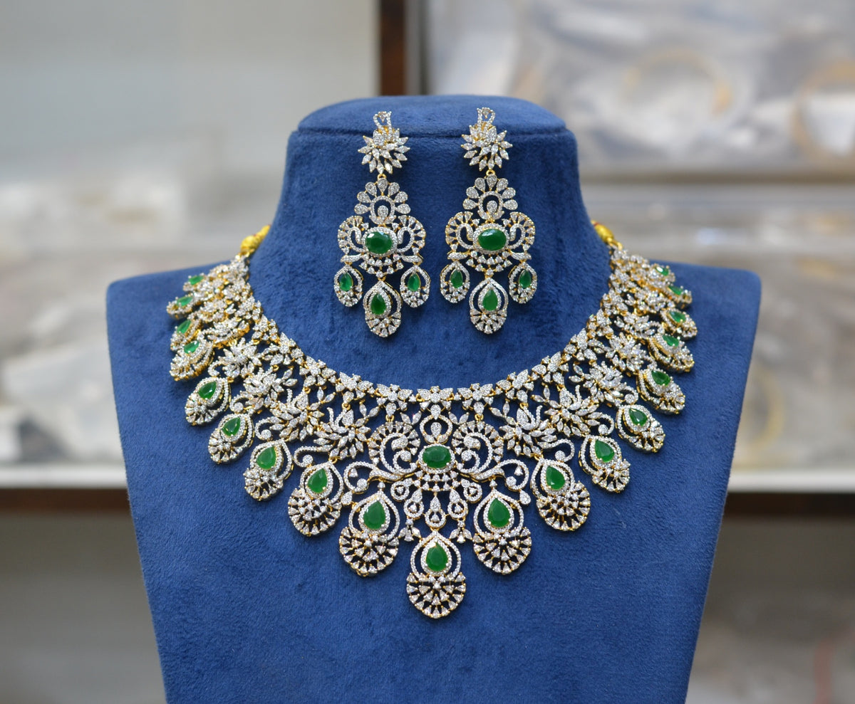 NECKLACE Necklace 760 DIAMOND EMERALD
