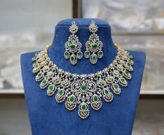 NECKLACE Necklace 760 DIAMOND EMERALD