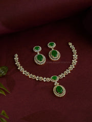 NECKLACE Necklace 728 DIAMOND EMERALD