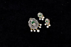 PENDANT SET / LOCKETS Pendant set 251 DIAMOND EMERALD