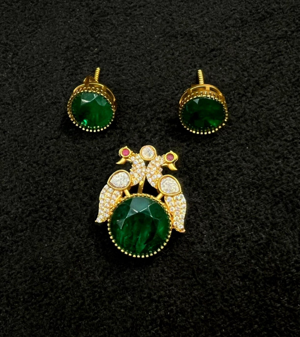 PENDANT SET / LOCKETS pendant set 247 GOLDEN STONE EMERALD