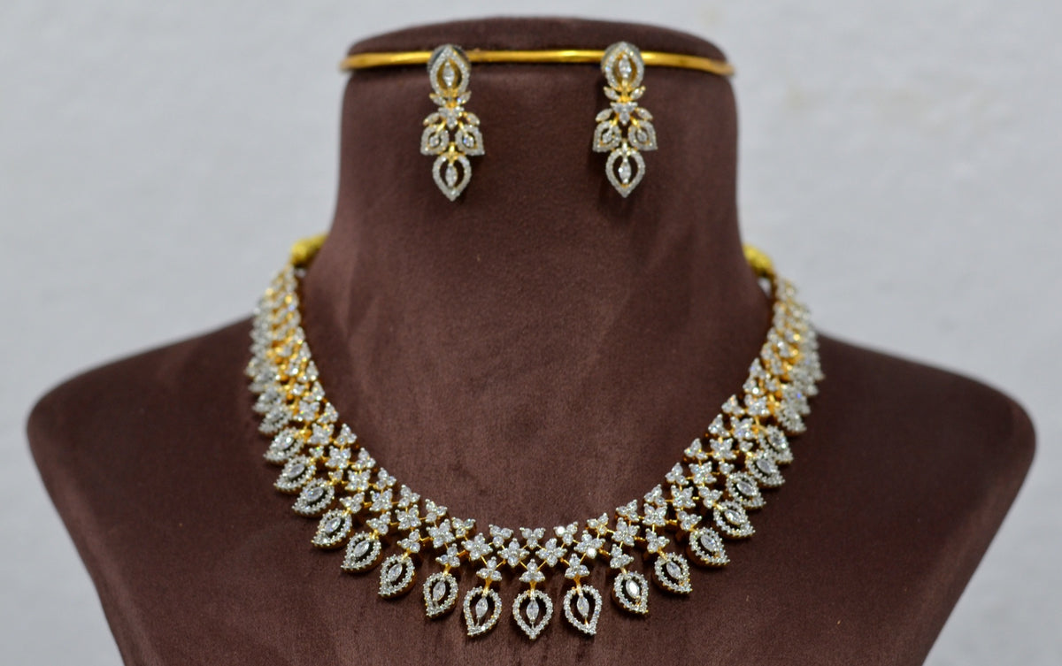 NECKLACE Nk073 DIAMOND  WHITE