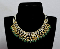 NECKLACE Handmade necklace 642 GOLDEN STONE EMERALD