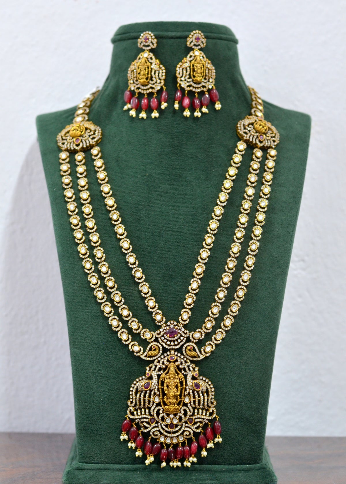 NECKLACE Nk338 VICKTORIAN  RUBY