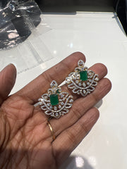 PENDANT SET CHAINS pendant set 129 DIAMOND EMERALD