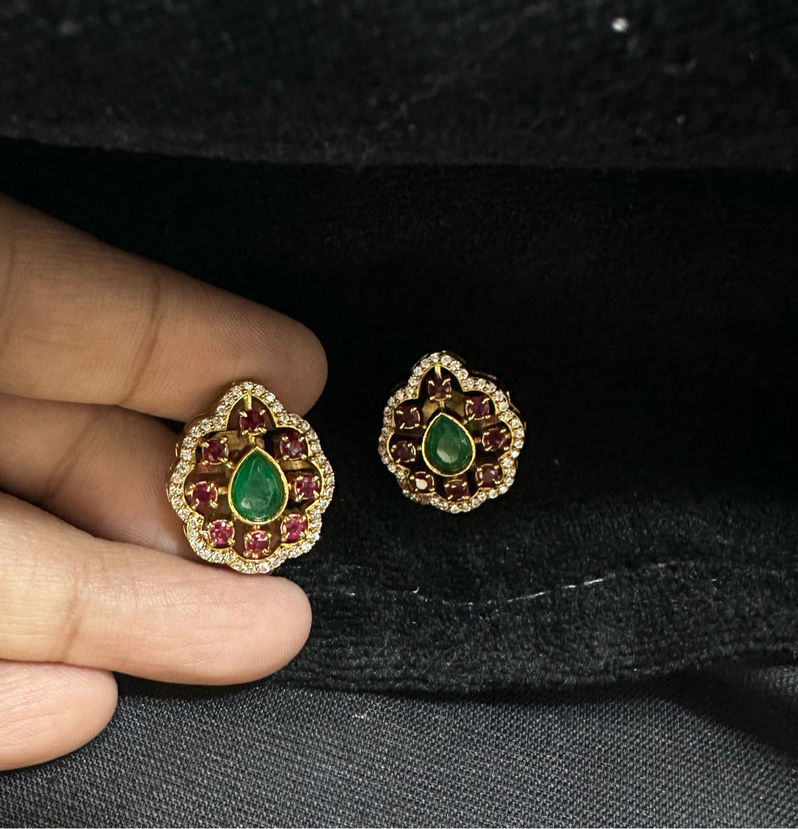 Earring Eartops 222 GOLDEN STONE MULTI COLOR