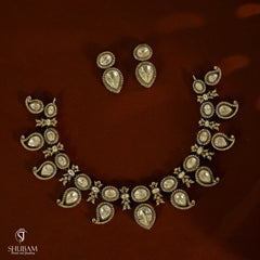 NECKLACE necklace 130 Mozonite With Victorian Polish WHITE