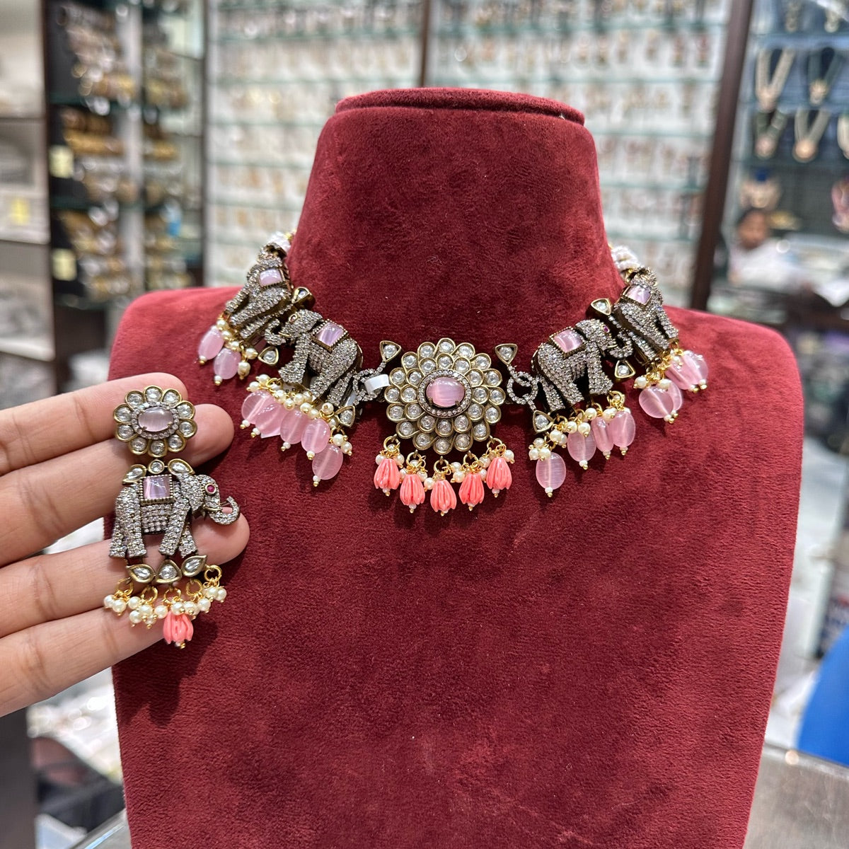 CHOKER ch011 VICKTORIAN  MINT PINK