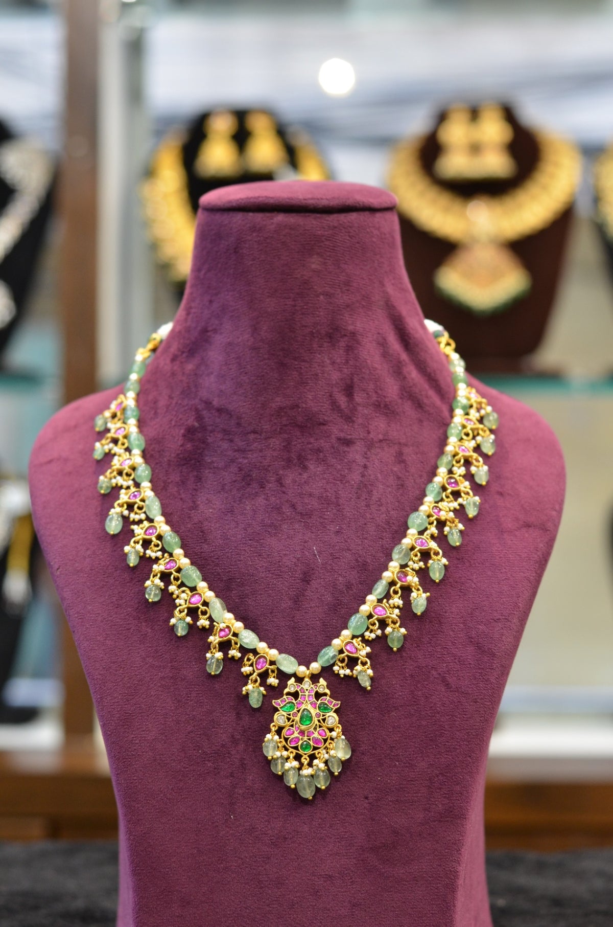 BEADS MALA AND CHAINS SINGLE LINE JADAU DEAL PRICE 16-18 Inch