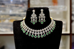 NECKLACE necklace 150 DIAMOND EMERALD