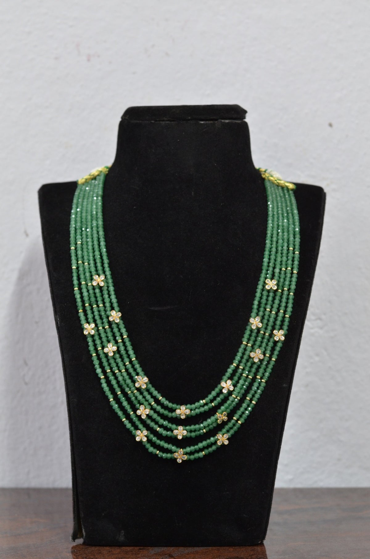 BEADS MALA AND CHAINS Beads mala 002 EMERALD medium