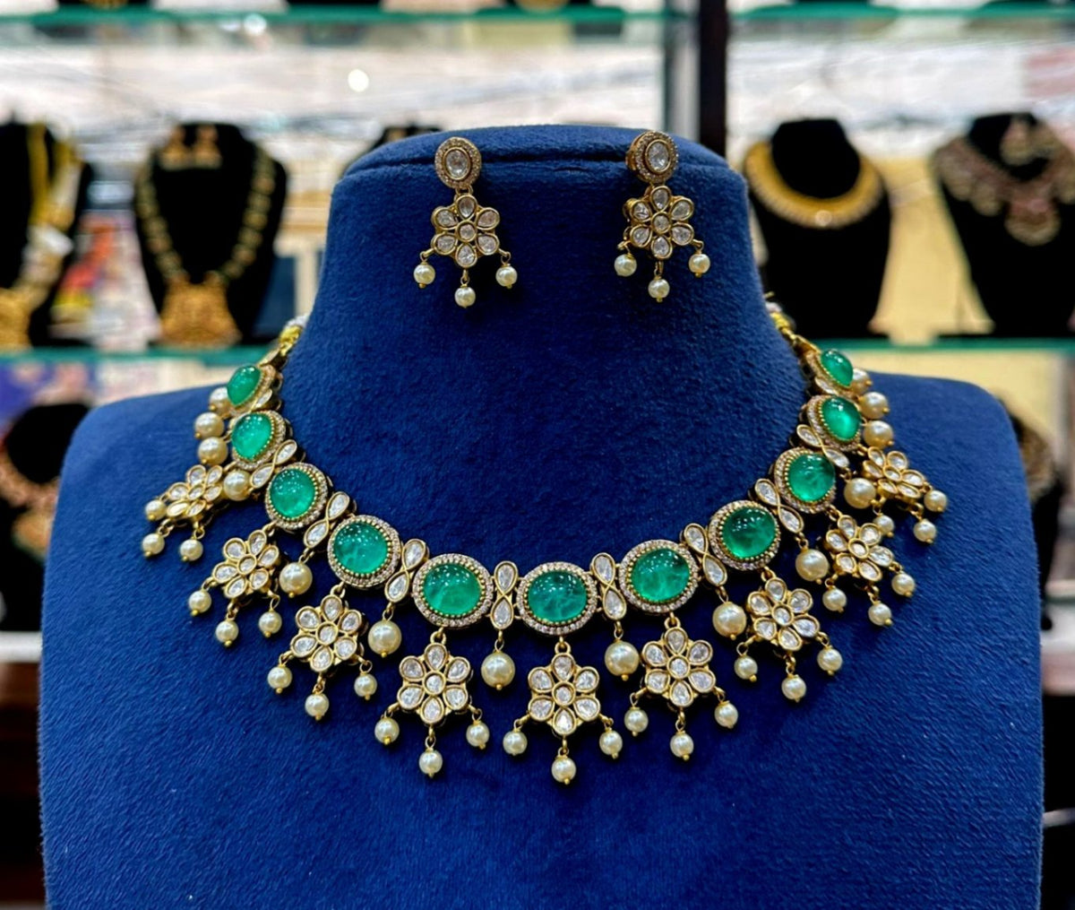 NECKLACE NEcklace 851 MOZONITE MINT GREEN