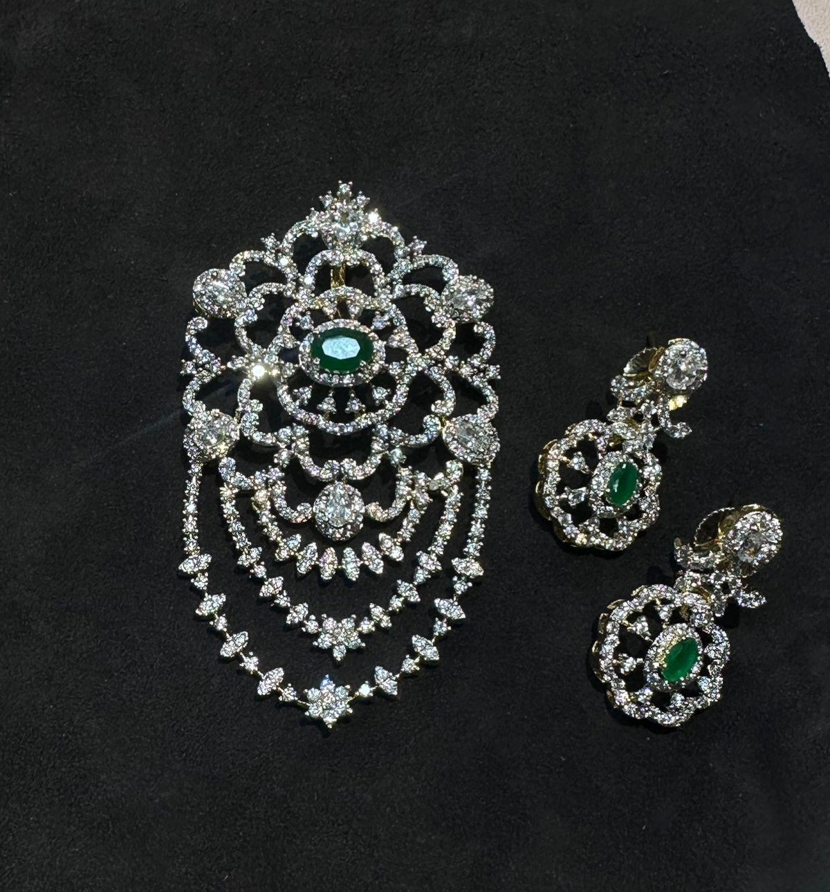 PENDANT SET CHAINS pendant 204 DIAMOND EMERALD