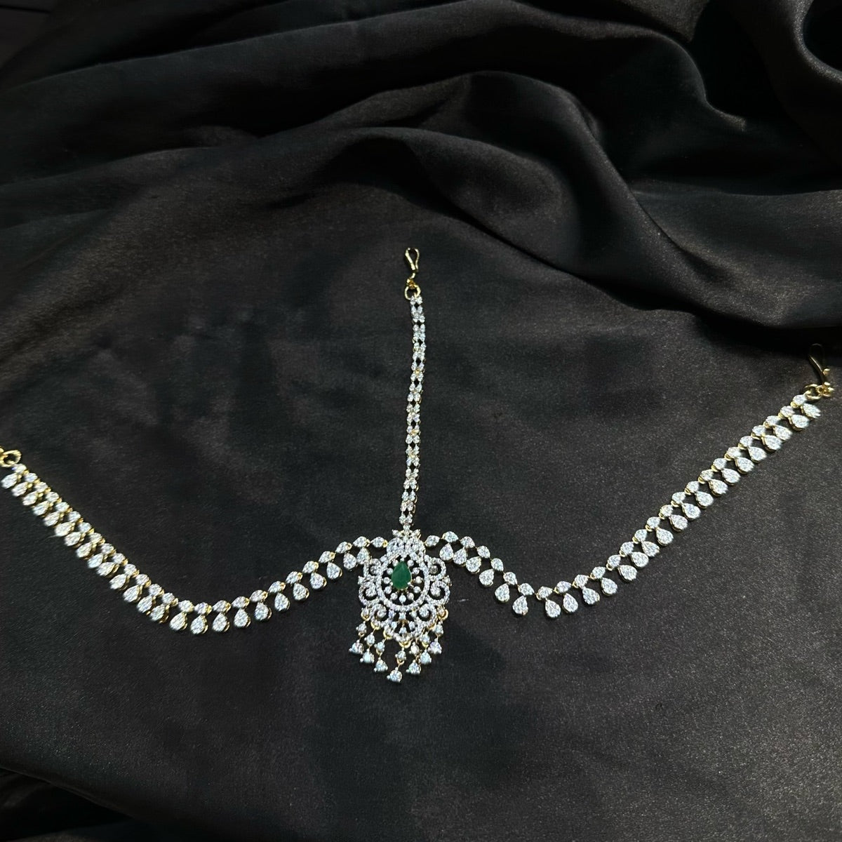 TIKKA mathapatti 004 EMERALD DIAMOND