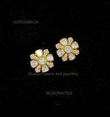Earring Eartops 226 MOISSANITE GOLDEN
