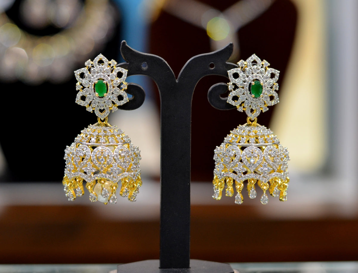 Earring Jhumka 070 DIAMOND EMERALD