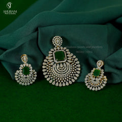 PENDANT SET CHAINS pendant set 022 DIAMOND EMERALD