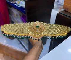 VADDANAM Drops Vaddanam 134 - VA134 GOLDEN STONE EMERALD