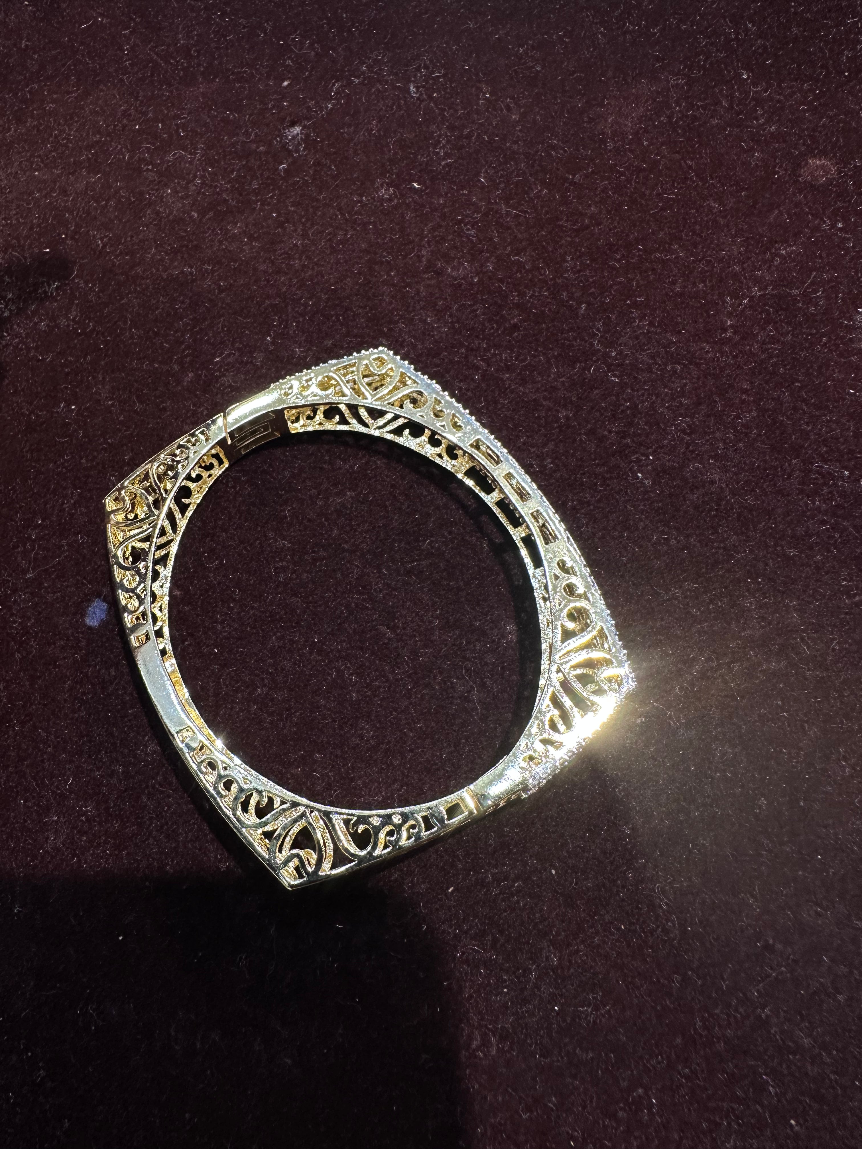 BRACELET/BANGLE bracelet 1050 WHITE Openable