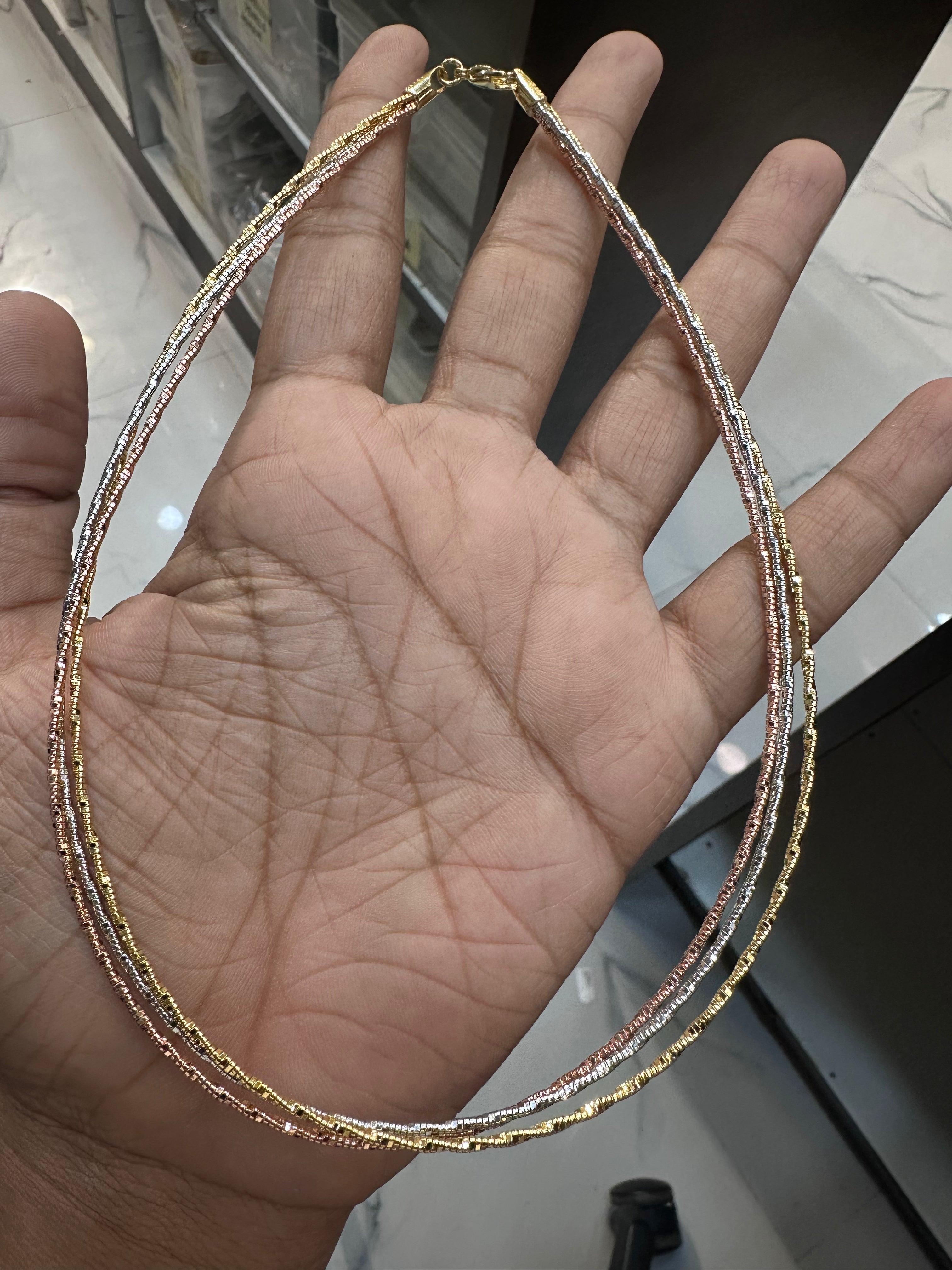 DORI AND CHAINS Round 3 tone hasli chain ITALIAN  medium