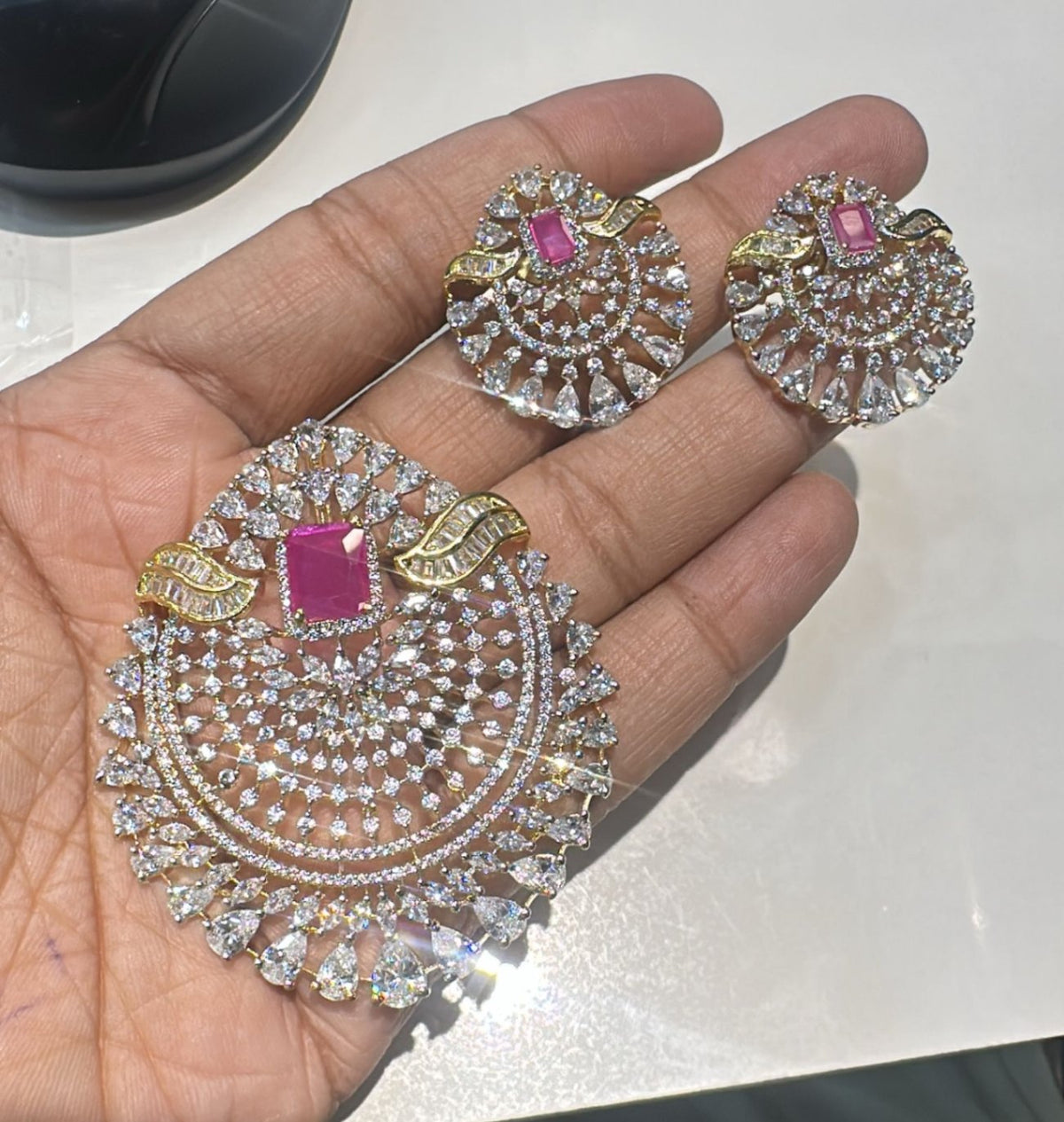 PENDANT SET CHAINS Pendant set 211 DIAMOND RUBY