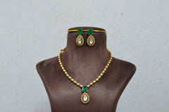 NECKLACE Necklace 747 Mozonite With Victorian Polish EMERALD
