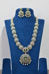 NECKLACE Necklace 929 Long DIAMOND  EMERALD
