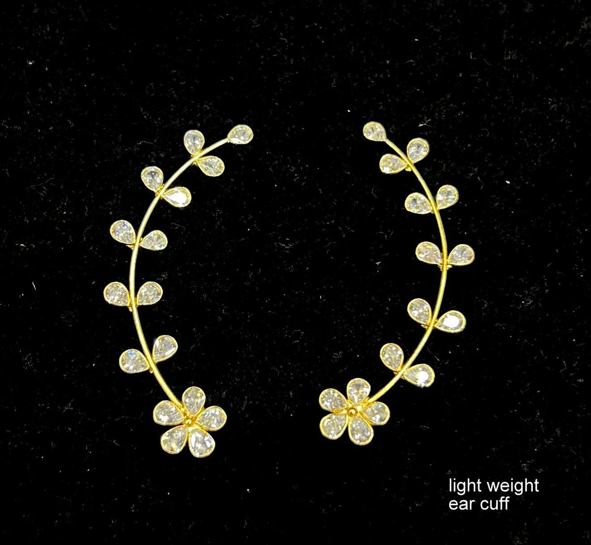 Earring Earcuff 006 GOLDEN STONE GOLDEN