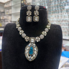 NECKLACE Nk133 VICKTORIAN  BLUE
